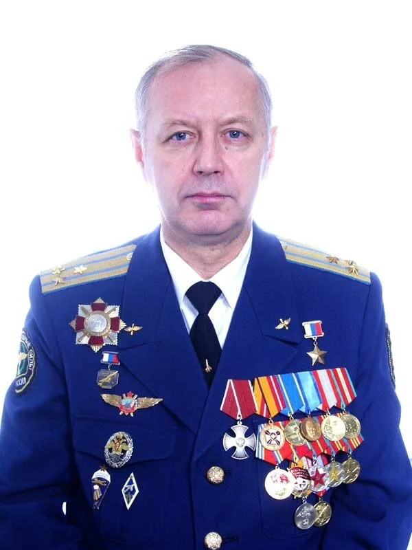 Hero of the Russian Federation Alexander Petrov - История России, History (science), Military aviation, Pilots, Test pilot, No rating, Air force, Soviet army, Air Show, Flight tests, Lipetsk, MOMENT, Sou, Officers, Colonel, Military equipment, Hero of Russia, Personality, Longpost
