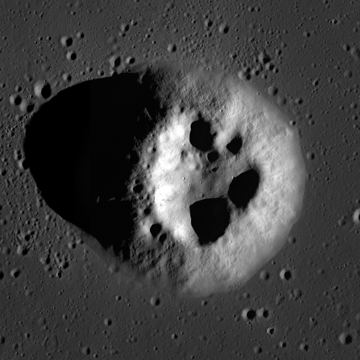 ������ ����� � (��� ������) / � NASA/GSFC/Arizona State University