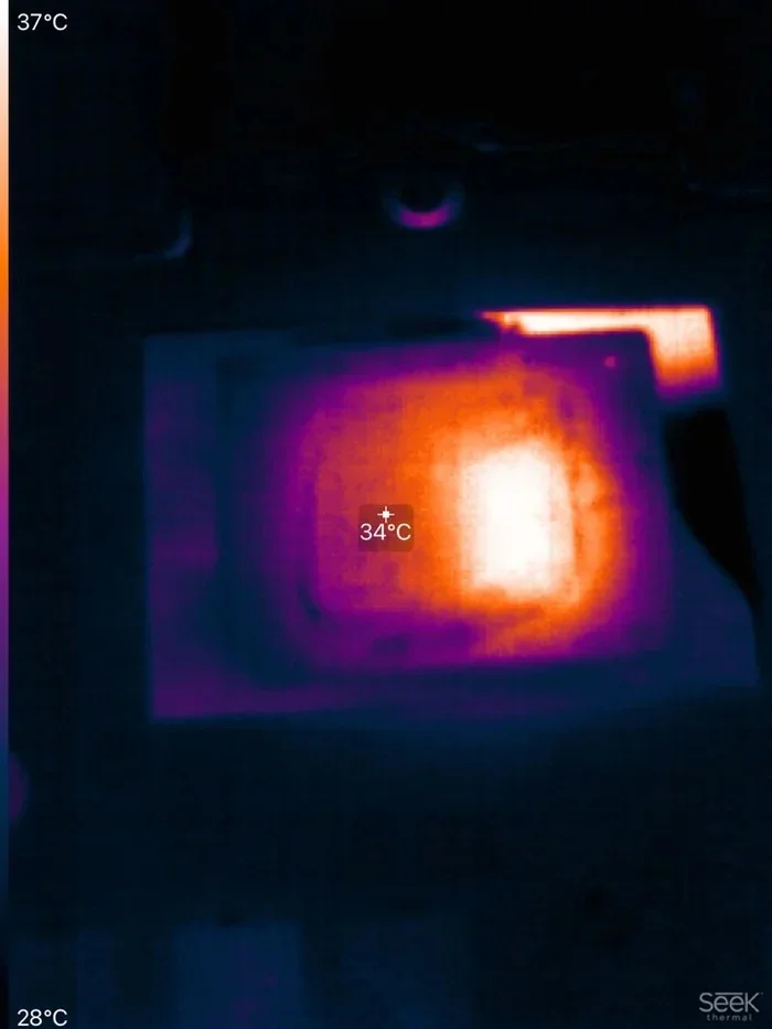 Lenovo Yoga Slim 7 Carbon Repair: A Brick That Was Overheating in the Wrong Places. A Detective Story with a Thermal Imager - Soldering, Repair of equipment, Breaking, Lenovo, Dump, Rebolling, AMD, AMD ryzen, CPU, Laptop Repair, Spare parts, Video, Vertical video, Short videos, Longpost