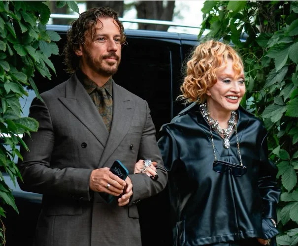 Alla Pugacheva is ready to perform in Kyiv. - Series Foreign agents, Alla Pugacheva, Maksim Galkin, Journalists, Kiev, Anti-Russian policy, Show Business, Show, Stage, Politics, Foreign agents
