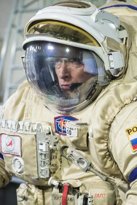 Hero of the Russian Federation Sergei Ryzhikov - History (science), История России, Military aviation, Air force, Pilots, Officers, Lieutenant colonel, Cosmonautics, Космонавты, ISS, Commander of the ship, Going into space, Parachutists, Diver, Hero of Russia, Personality, Christianity, Orthodoxy, Roscosmos, No rating, Longpost