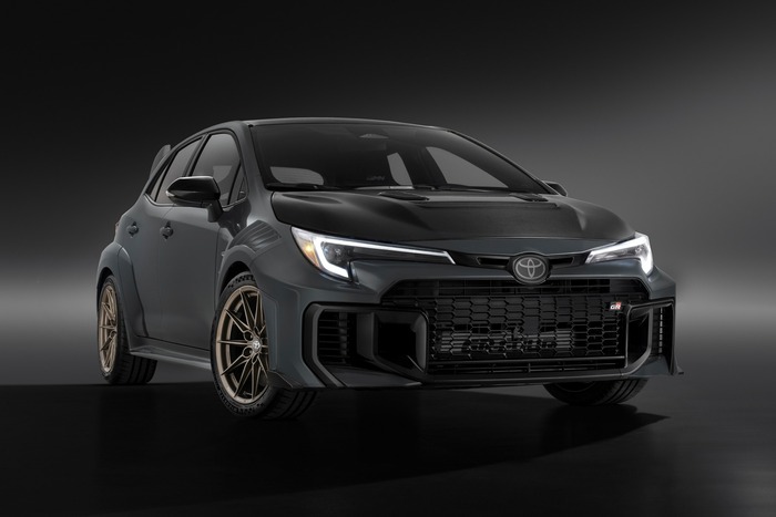 Toyota раскрыла цены и тираж трековой GRMN Corolla — выпустят всего 730 машин
