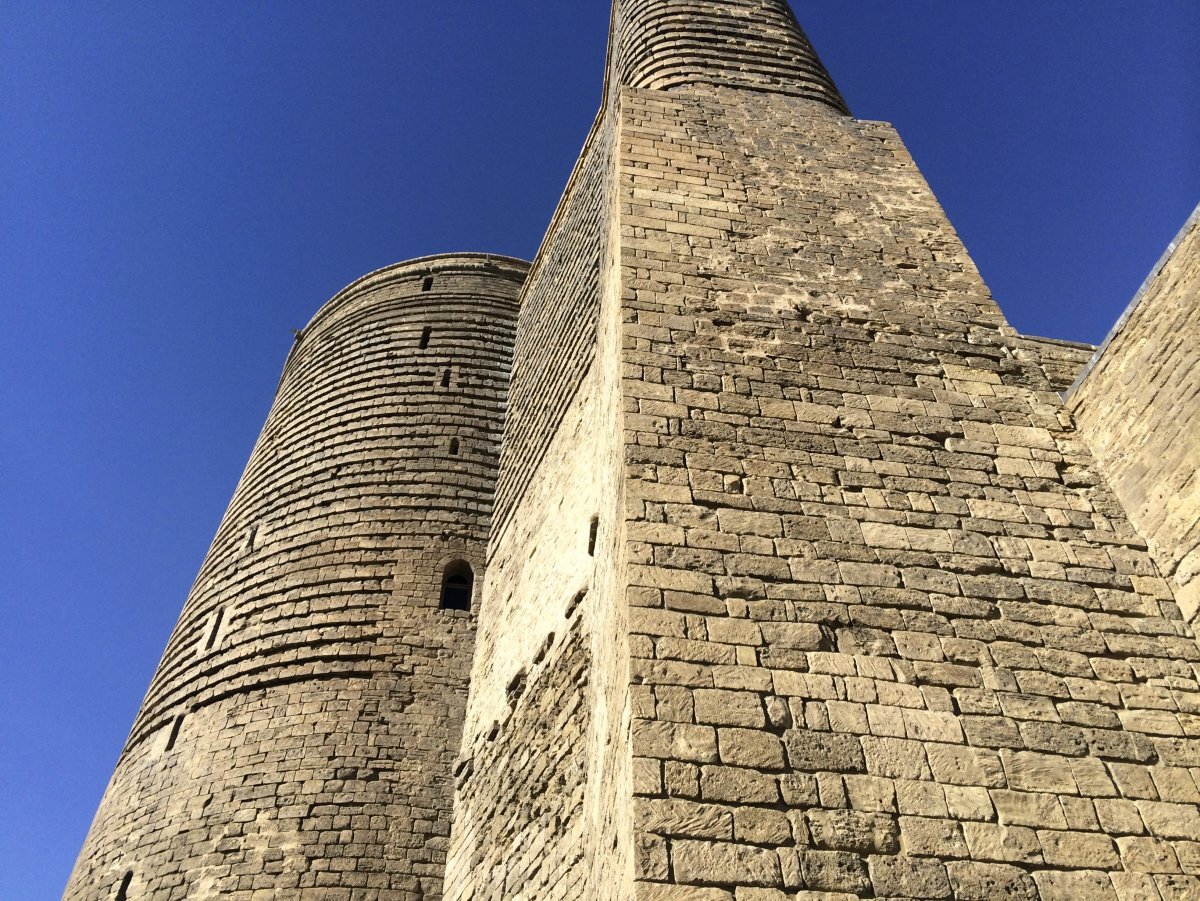 The Maiden Tower: A structure that looks like it was designed by someone with a very strange vision. - My, Middle Ages, Antiquity, Theory, Longpost