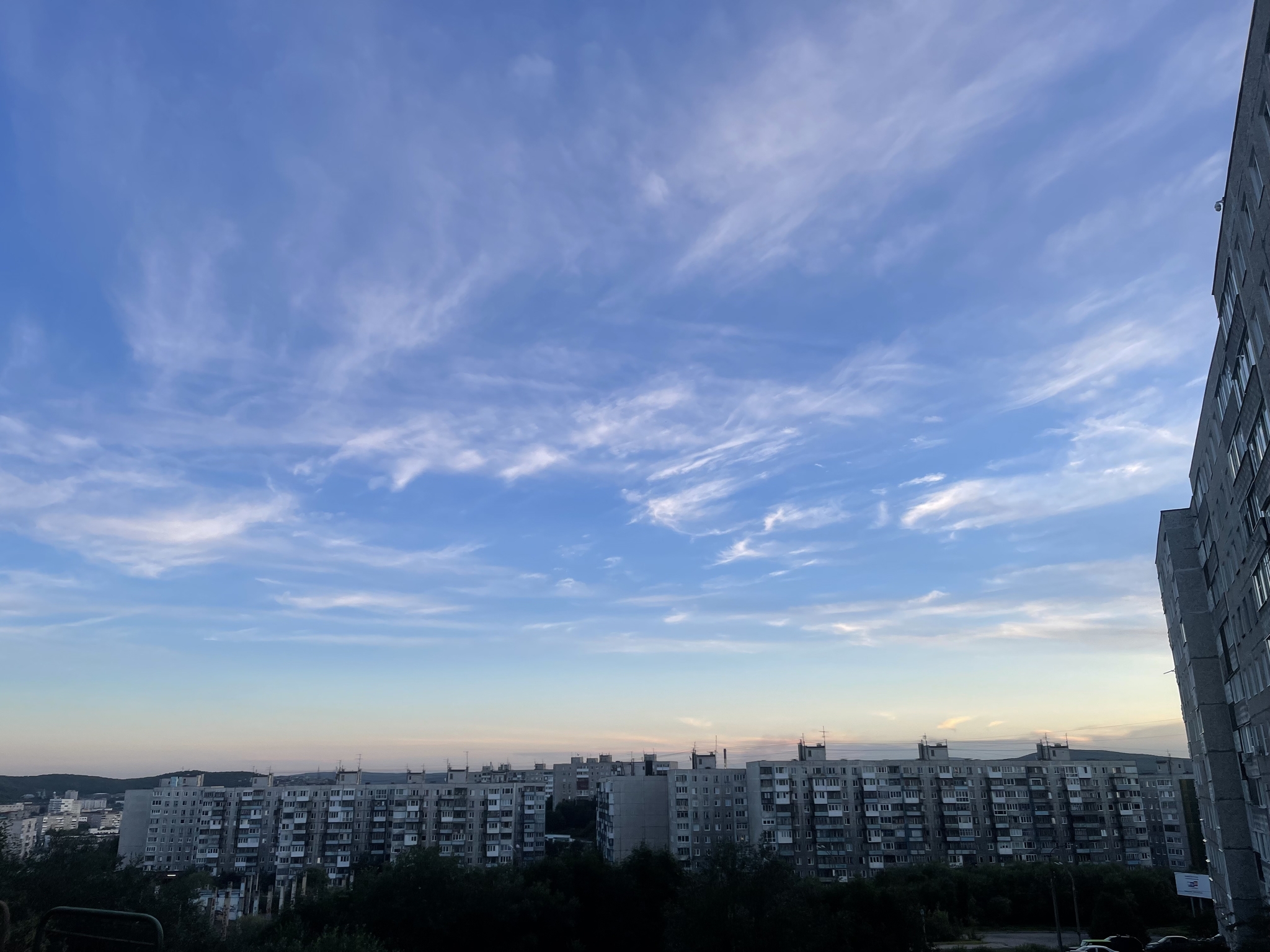 Murmansk. Atmosphere. Evening. July 30, 2026 - My, Murmansk, Kola Peninsula, Sky, Clouds, Town, Summer, Longpost