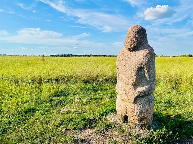 Stone women in the steppe: who erected them and why are they holding a cup? - Steppe, Monument, Travel across Russia, Abandoned, sights, Zen, Yandex Zen, Yandex Zen (link), Longpost