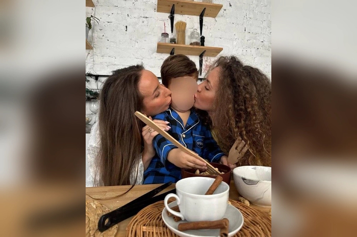 ����� ������ � ������� � �����. ����: <a href="https://pikabu.ru/story/chas_suda_delo_yetsfele_mete_revnost_privela_k_ubiystvu_zhenyi_na_glazakh_syina_14301088?u=https%3A%2F%2Fvk.com%2Fmikhalkova82&t=%D0%A1%D0%BE%D1%86%D1%81%D0%B5%D1%82%D0%B8&h=ae8074d87001a893495e075cda99f57ef081e92a" title="https://vk.com/mikhalkova82" target="_blank" rel="nofollow noopener">�������</a>