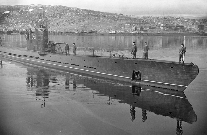 ��-51� ������� �� ����, 30 ������ 1941 ���� ��� �������� � ����� � 6 ������� 1941 ���� ����� � ������ �������������� �����. 