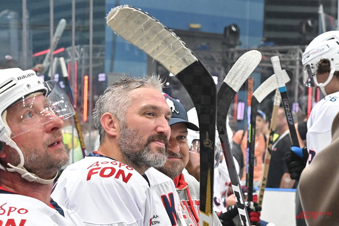 ����: <a href="https://pikabu.ru/story/ya_nichego_ne_nasheptyivayu_klyushkam_aleksandr_ovechkin_rasskazal_o_planakh_14230336?u=https%3A%2F%2Faif.ru%2F&t=%D0%90%D0%B8%D0%A4&h=f5982b8f2d6f8c417b8f18af99b707f0561b0035" title="https://aif.ru/" target="_blank" rel="nofollow noopener">���</a>/ ������ �����������