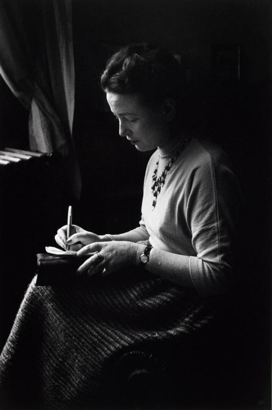 ������ �� ������. ���������� ������ ������. �����, 1954 ��� Gisèle Freund / Centre Pompidou