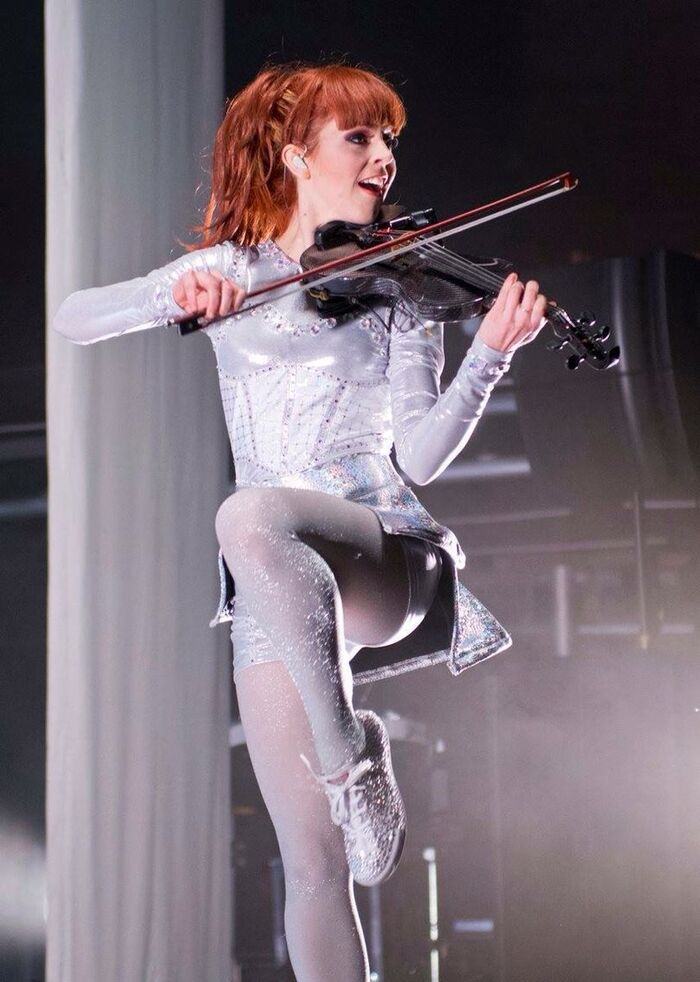 LINDSEY STIRLING & ARKAI c brand NEW single *King of Coins Live* 2026 года CLASSICAL CROSSOVER/ELECTROPOP/VIOLIN