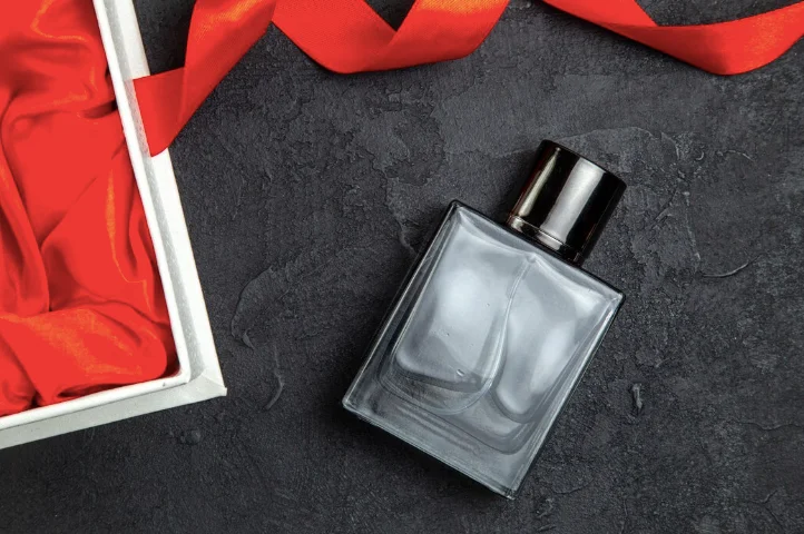 Мнение парфюмеров: какие нишевые мужские ароматы стоит пробовать в первую очередь
