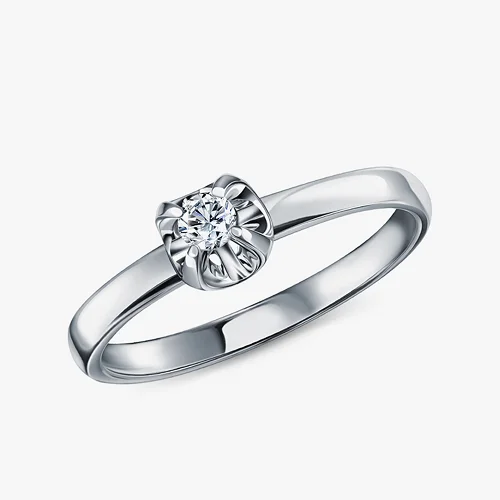 Золотое кольцо с бриллиантами